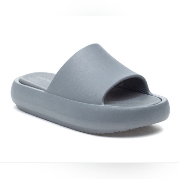 J/SLIDES Shoes - NIB J/Slides